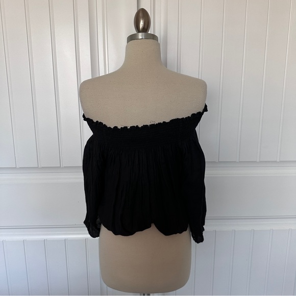 Zara Black Off the Shoulder Top - Picture 2 of 7
